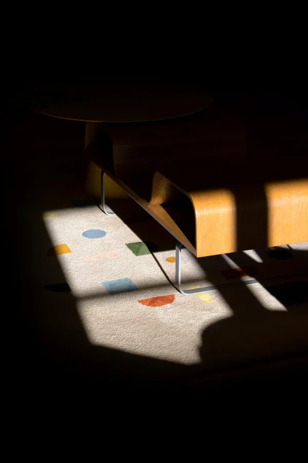 Shooting photo d'un vise Nuages de Bouroullec par Vitra